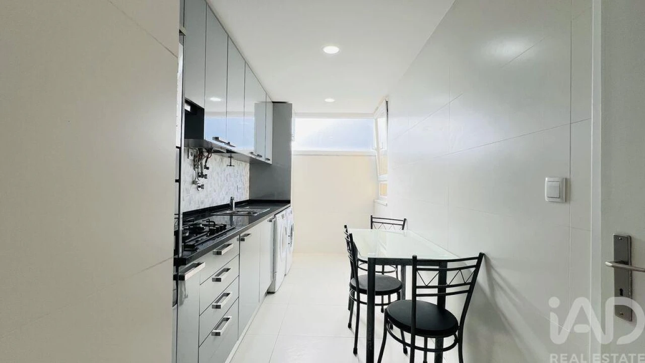 Apartamento T2 para Venda em União das Freguesias de Setúbal Foto 10