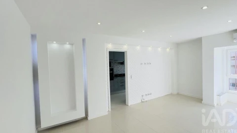 Apartamento T2 para Venda em União das Freguesias de Setúbal