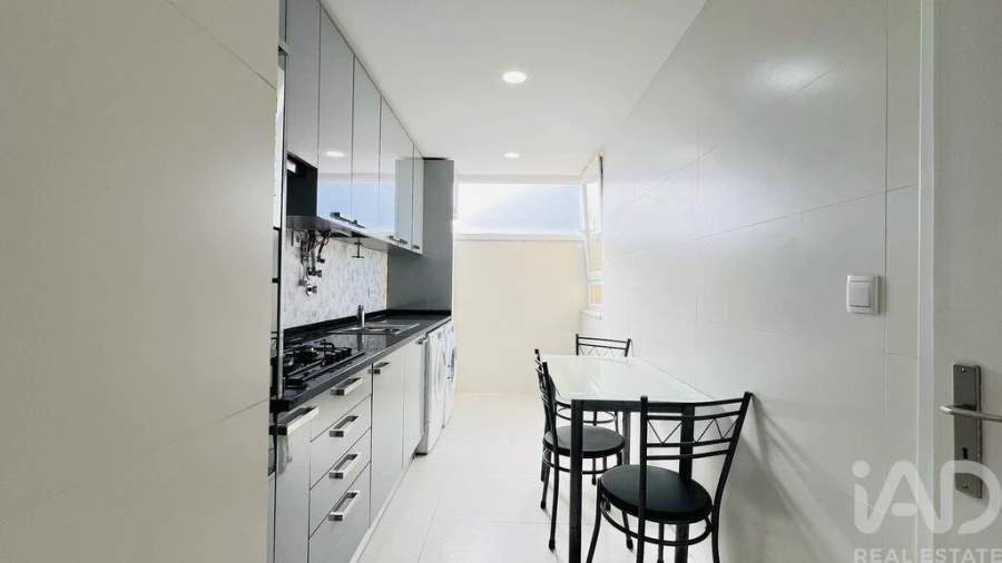 Apartamento T2 para Venda em União das Freguesias de Setúbal Foto 10