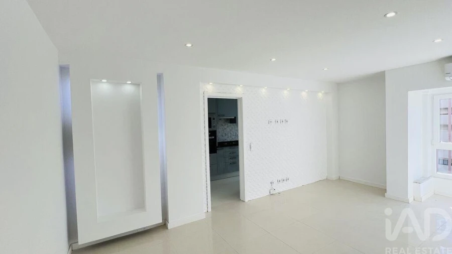 Apartamento T2 para Venda em União das Freguesias de Setúbal Foto 19