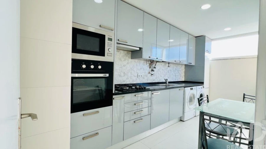 Apartamento T2 para Venda em União das Freguesias de Setúbal Foto 8