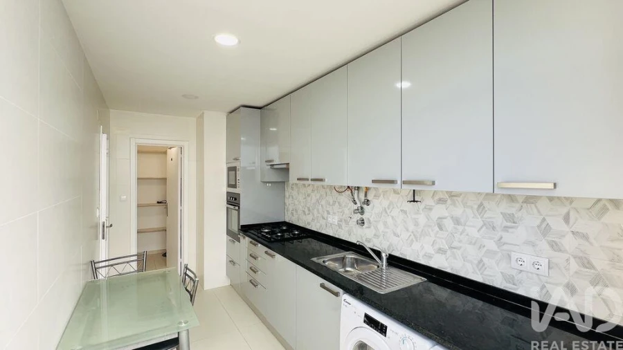 Apartamento T2 para Venda em União das Freguesias de Setúbal Foto 12