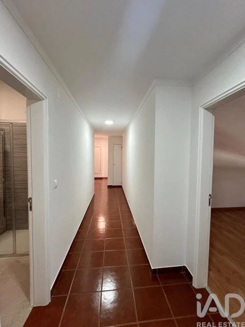 Apartamento T3 para Arrendamento em Darque