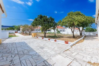 Moradia T3 para Venda em Coruche, Fajarda e Erra