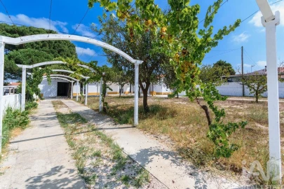 Moradia T3 para Venda em Coruche, Fajarda e Erra