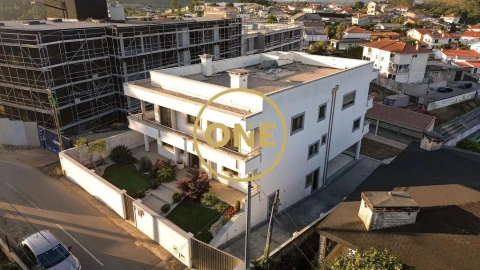 Moradia T4 para Venda em Vila Nova de Famalicão e Calendário