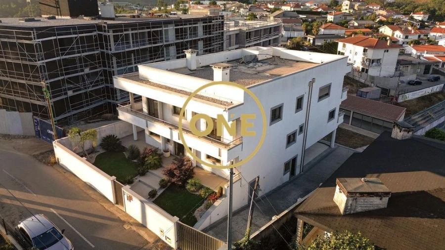 Moradia T4 para Venda em Vila Nova de Famalicão e Calendário