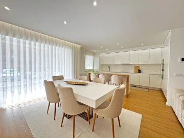 Apartamento T3 para Venda em Póvoa de Varzim, Beiriz e Argivai