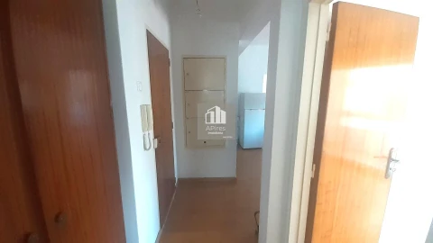 Apartamento T1 para Venda em Alfragide