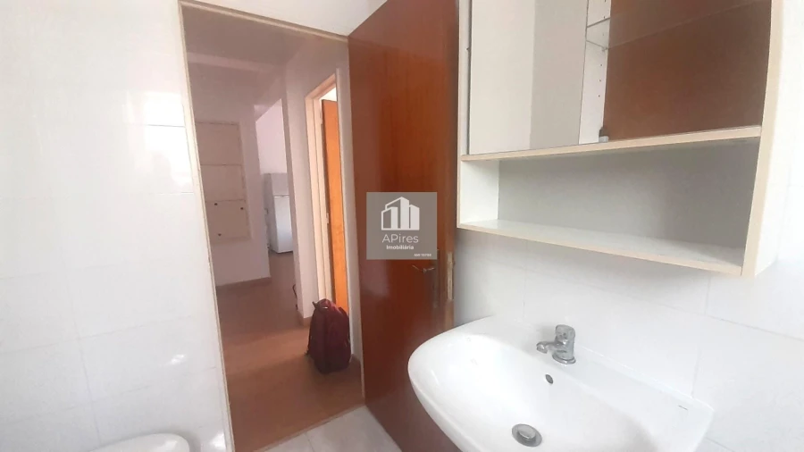 Apartamento T1 para Venda em Alfragide Foto 17
