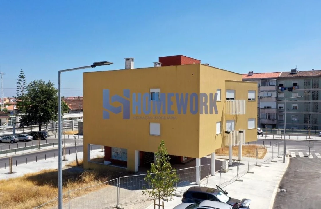 Apartamento T2 para Venda em Barreiro e Lavradio Foto 32