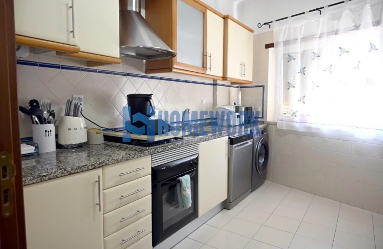 Apartamento T2 para Venda em Barreiro e Lavradio Foto 2