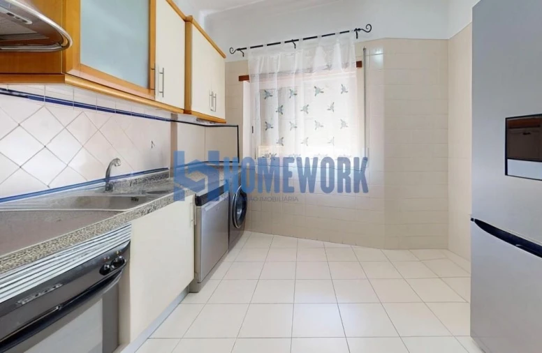 Apartamento T2 para Venda em Barreiro e Lavradio Foto 7