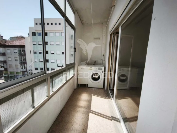 Apartamento T1 para Venda em Alfragide Foto 17