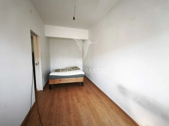 Apartamento T1 para Venda em Alfragide Foto 13