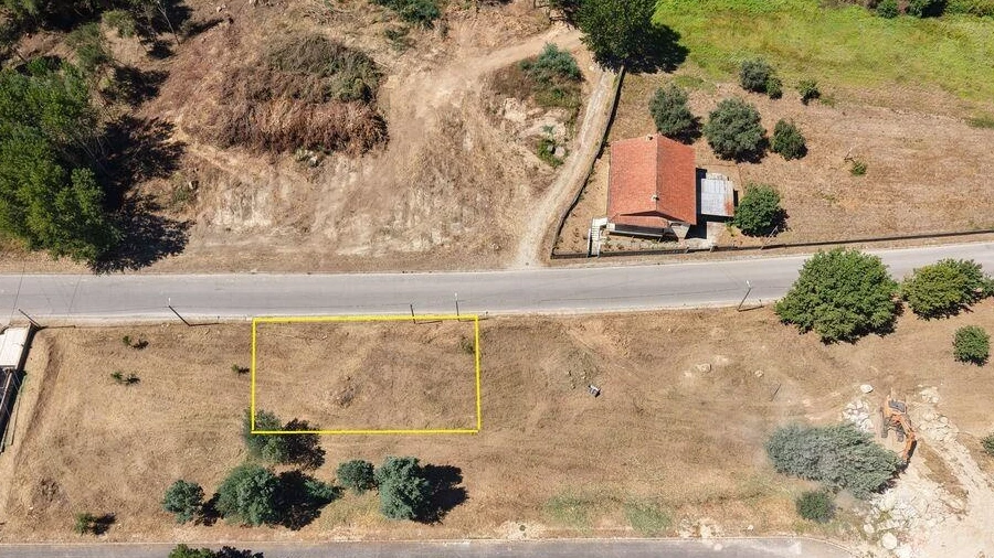 Terreno para Venda em Santa Comba Dão e Couto do Mosteiro