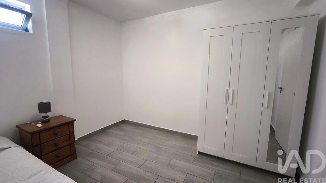 Apartamento T3 para Venda em Faro (Sé e São Pedro) Foto 9