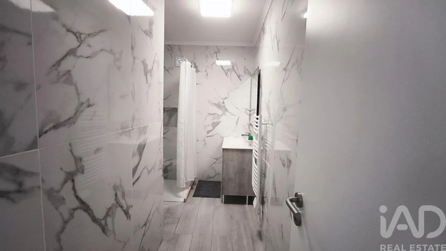 Apartamento T3 para Venda em Faro (Sé e São Pedro) Foto 5