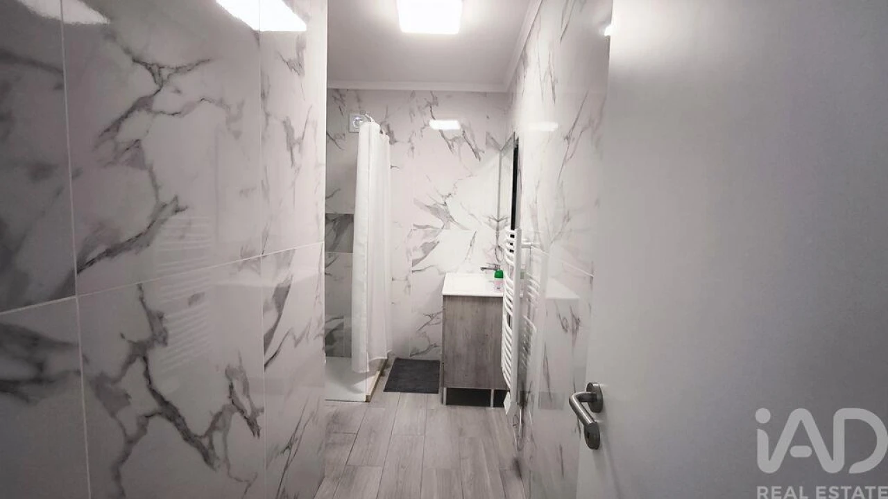 Apartamento T3 para Venda em Faro (Sé e São Pedro) Foto 5
