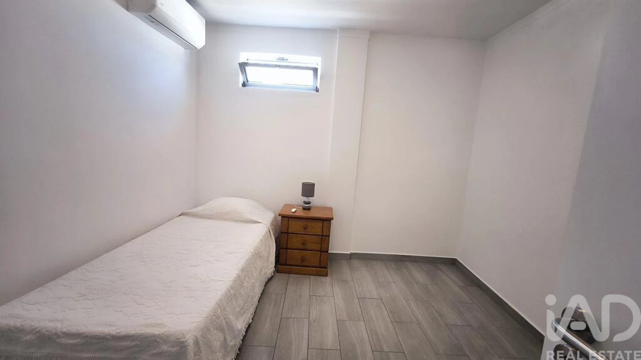 Apartamento T3 para Venda em Faro (Sé e São Pedro) Foto 8