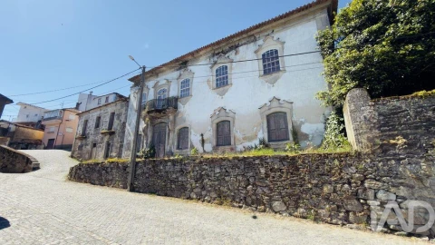 Quinta T8 para Venda em Tabuaço