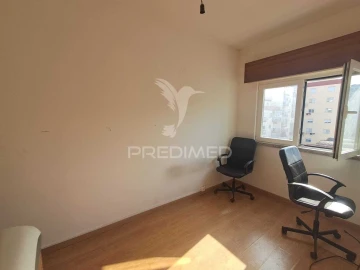 Apartamento T1 para Venda em Alfragide