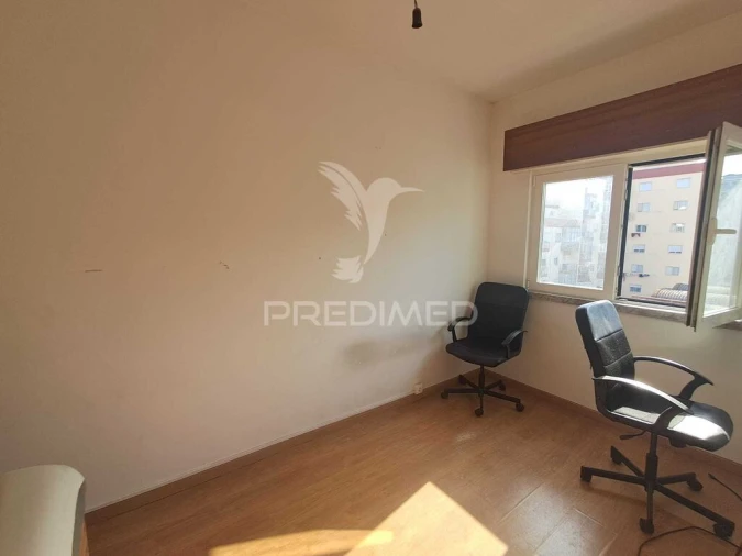 Apartamento T1 para Venda em Alfragide Foto 7