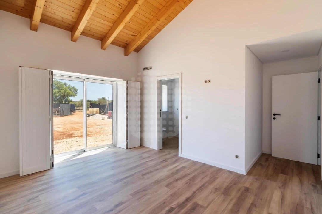 Moradia T2 para Venda em São Bartolomeu de Messines Foto 18