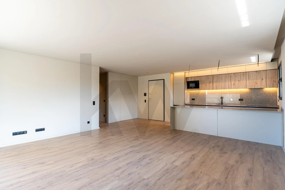 Apartamento T2 para Venda em Vilar de Andorinho Foto 4