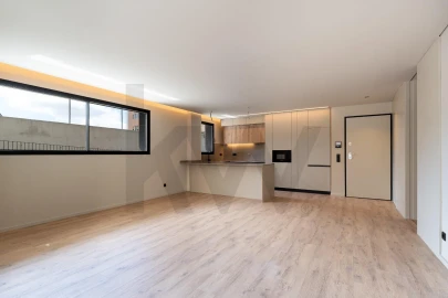 Apartamento T2 para Venda em Vilar de Andorinho