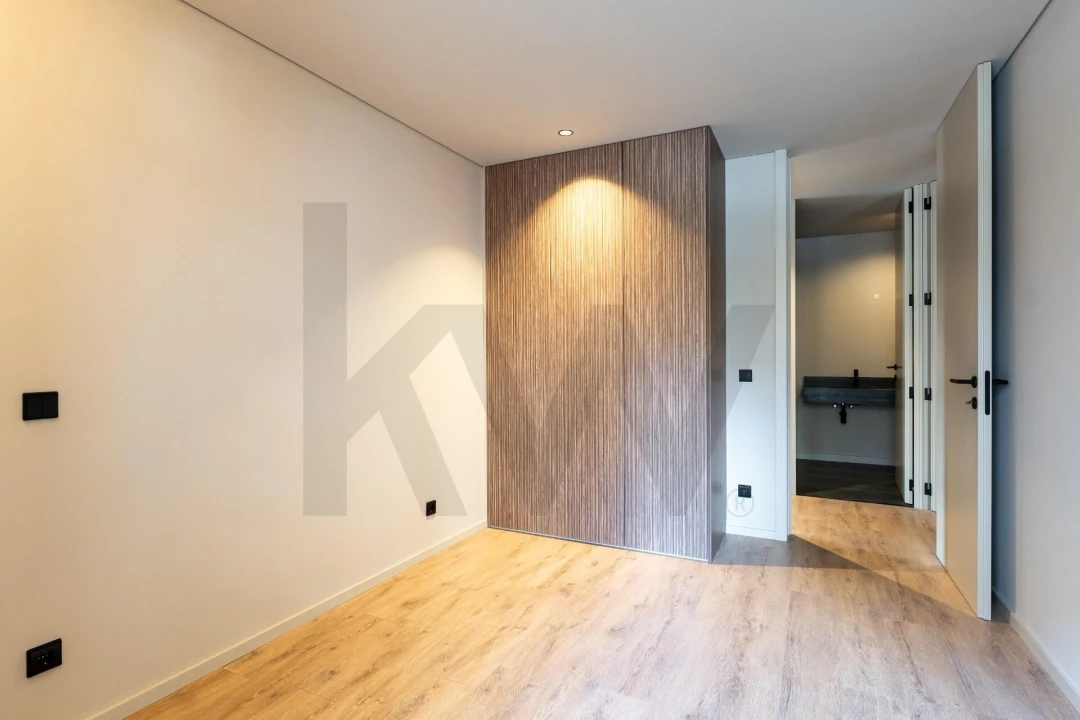 Apartamento T2 para Venda em Vilar de Andorinho Foto 8