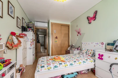 Apartamento T3 para Venda em Póvoa de Santa Iria e Forte da Casa