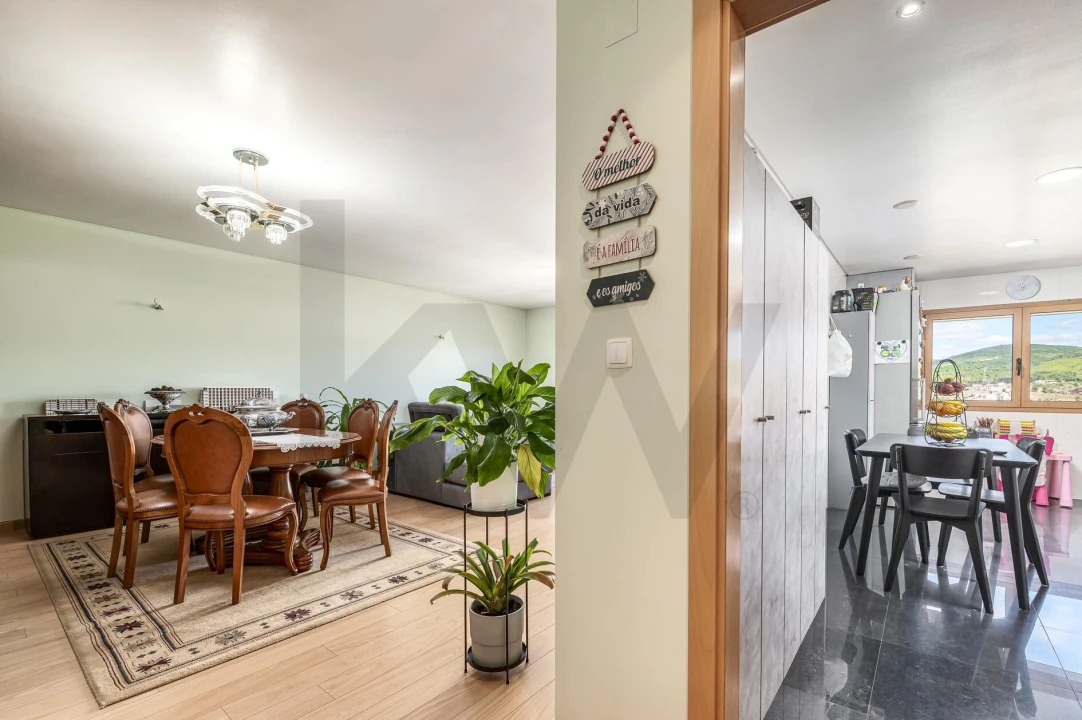 Apartamento T3 para Venda em Póvoa de Santa Iria e Forte da Casa Foto 2