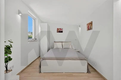 Quinta T4 para Venda em Santa Barbara de Nexe