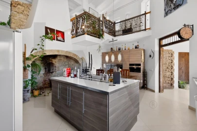 Quinta T4 para Venda em Santa Barbara de Nexe