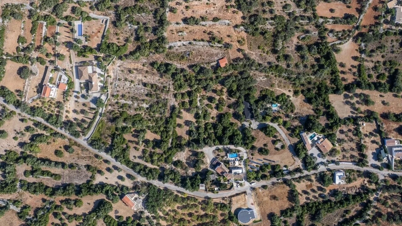Quinta T4 para Venda em Santa Barbara de Nexe Foto 16