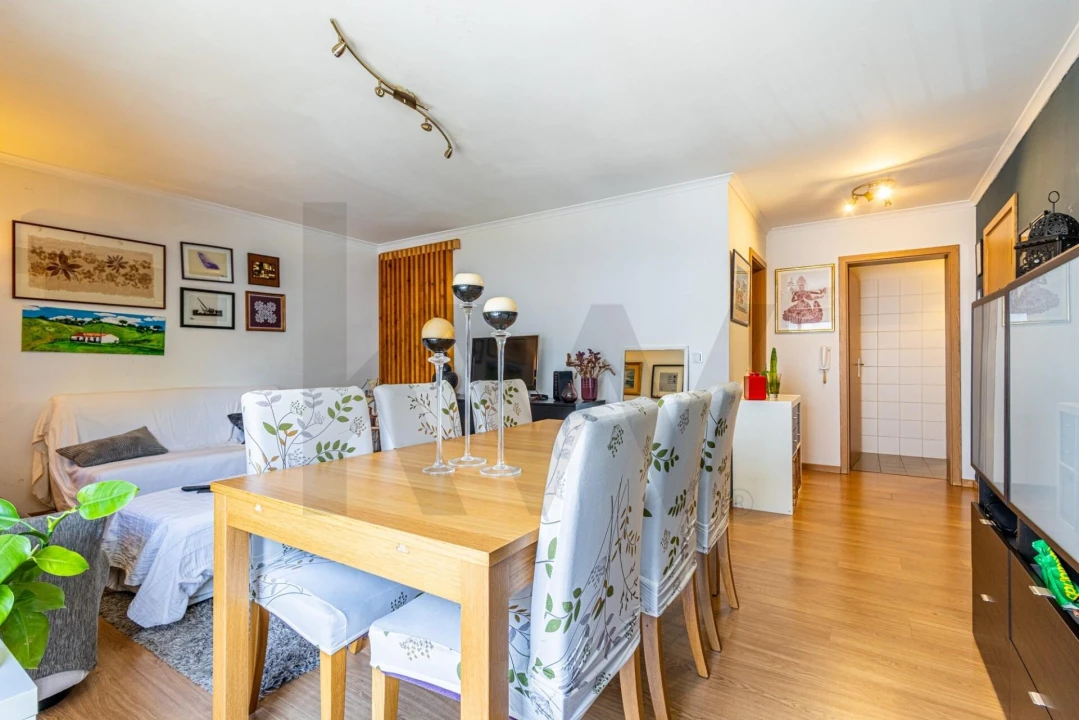Apartamento T2 para Venda em Odivelas Foto 6