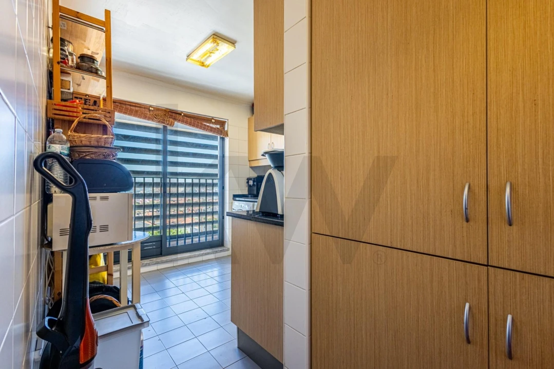 Apartamento T2 para Venda em Odivelas Foto 14