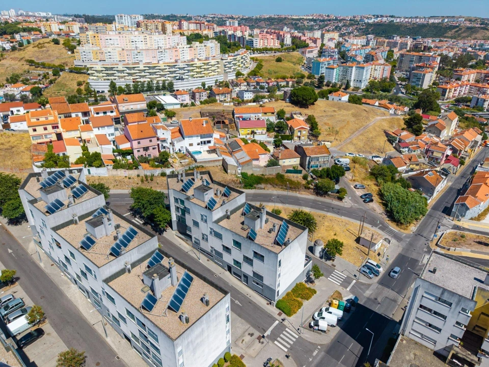 Apartamento T2 para Venda em Odivelas Foto 47