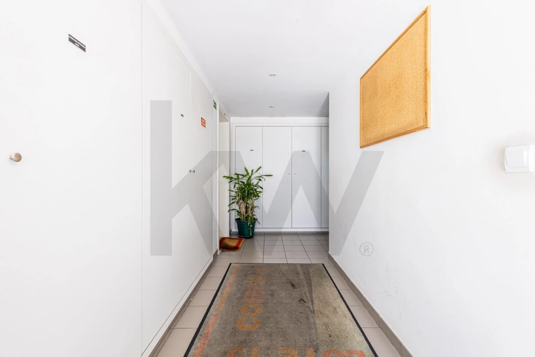 Apartamento T2 para Venda em Odivelas Foto 43