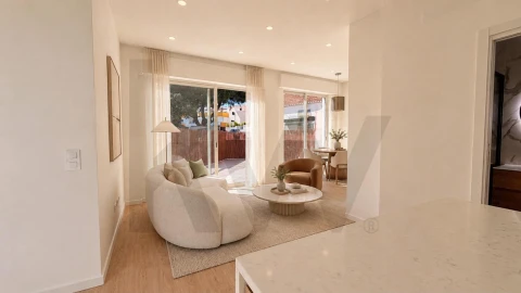Apartamento T1 para Venda em Carcavelos e Parede