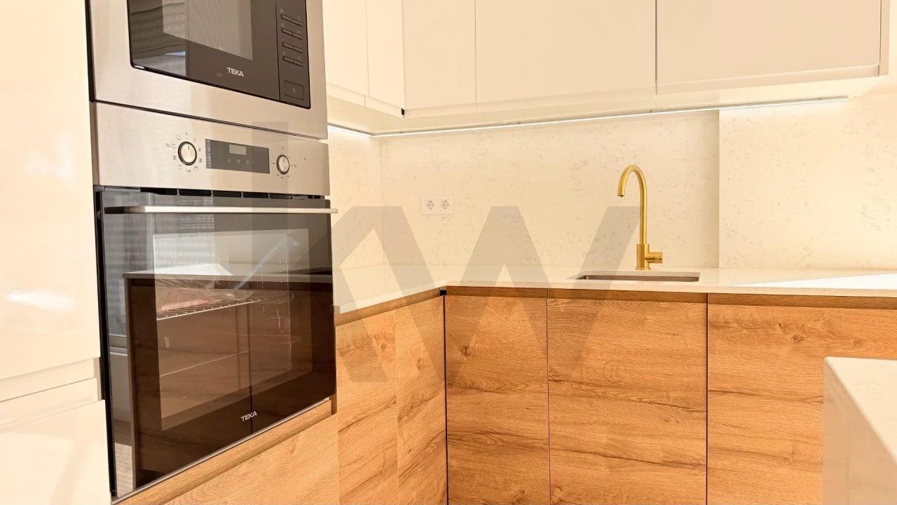 Apartamento T1 para Venda em Carcavelos e Parede Foto 11