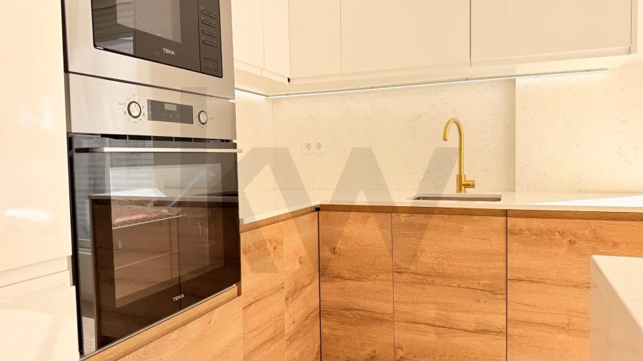 Apartamento T1 para Venda em Carcavelos e Parede Foto 11