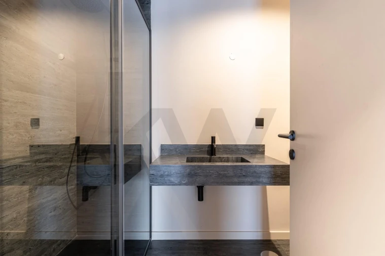 Apartamento T2 para Venda em Vilar de Andorinho Foto 9