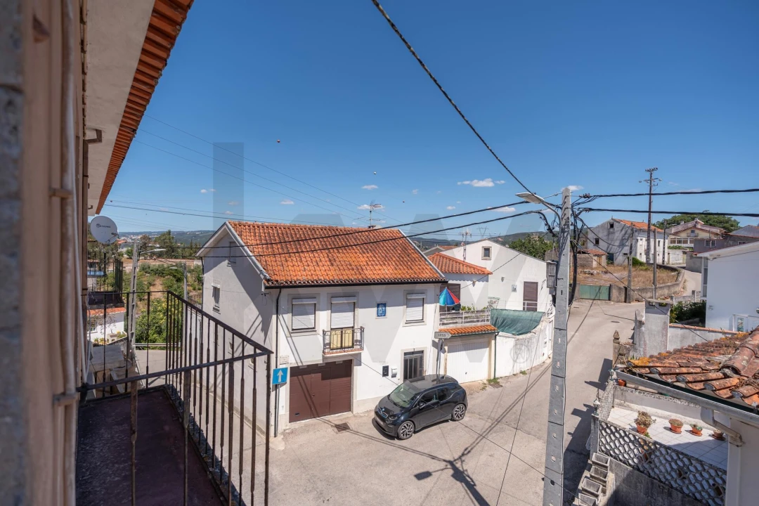 Apartamento T8 para Venda em Eiras e São Paulo de Frades Foto 30
