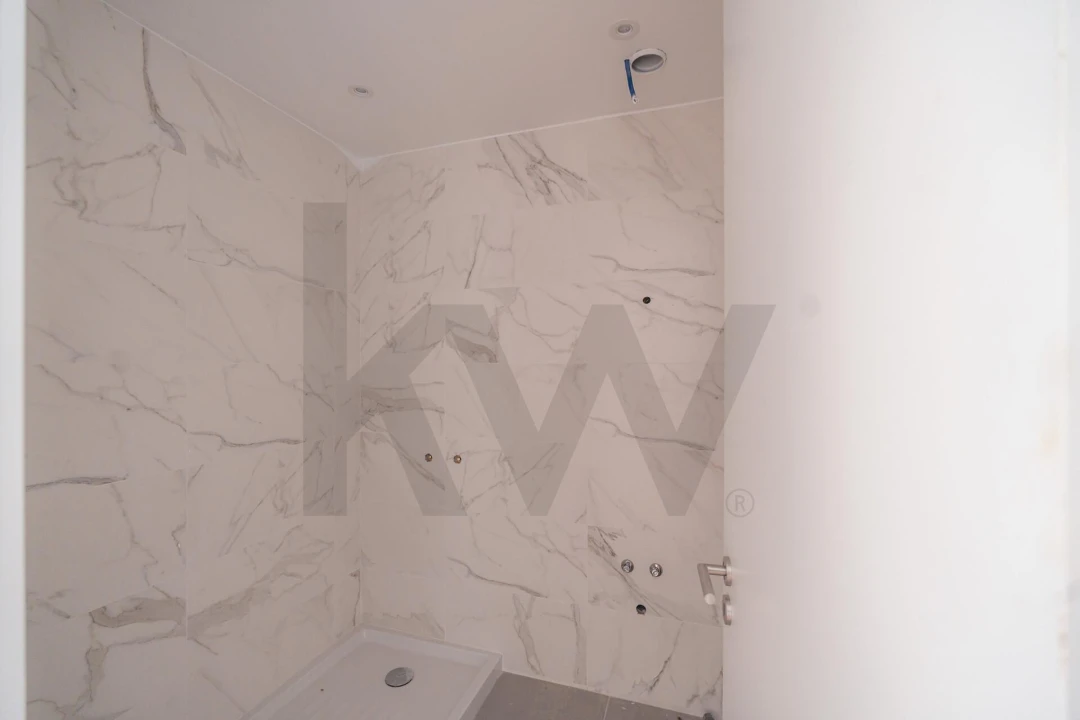 Apartamento T8 para Venda em Eiras e São Paulo de Frades Foto 51