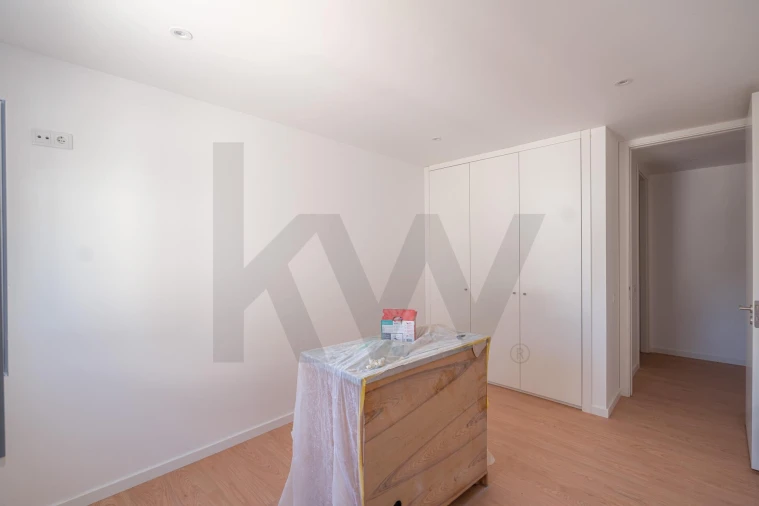 Apartamento T8 para Venda em Eiras e São Paulo de Frades Foto 54