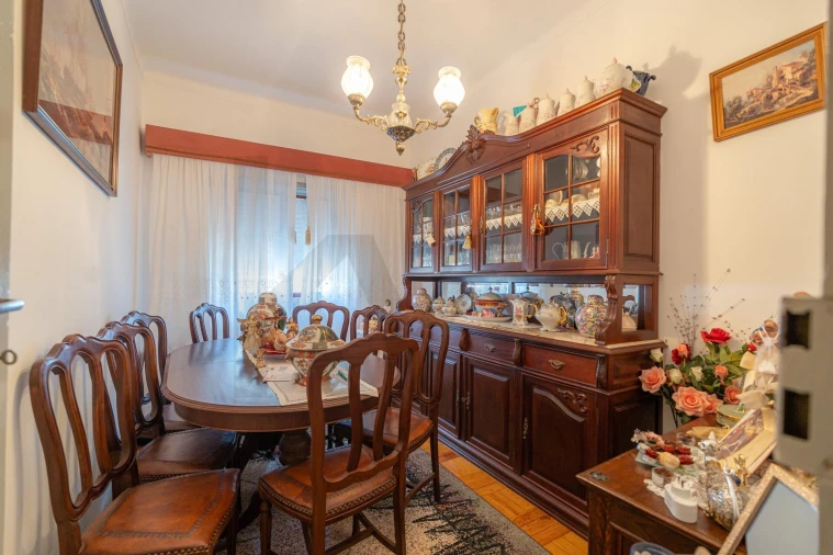 Apartamento T8 para Venda em Eiras e São Paulo de Frades Foto 16