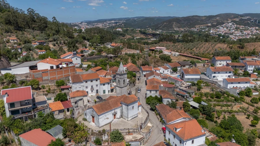 Apartamento T8 para Venda em Eiras e São Paulo de Frades Foto 7