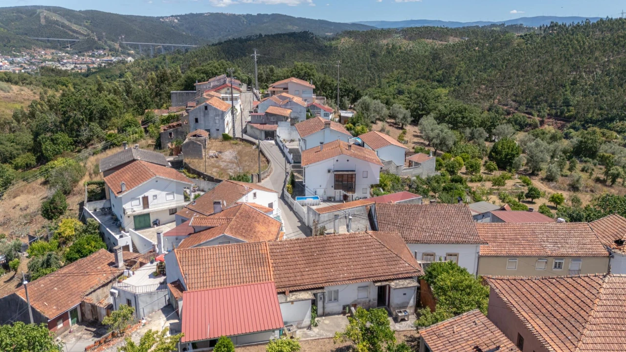 Apartamento T8 para Venda em Eiras e São Paulo de Frades Foto 13